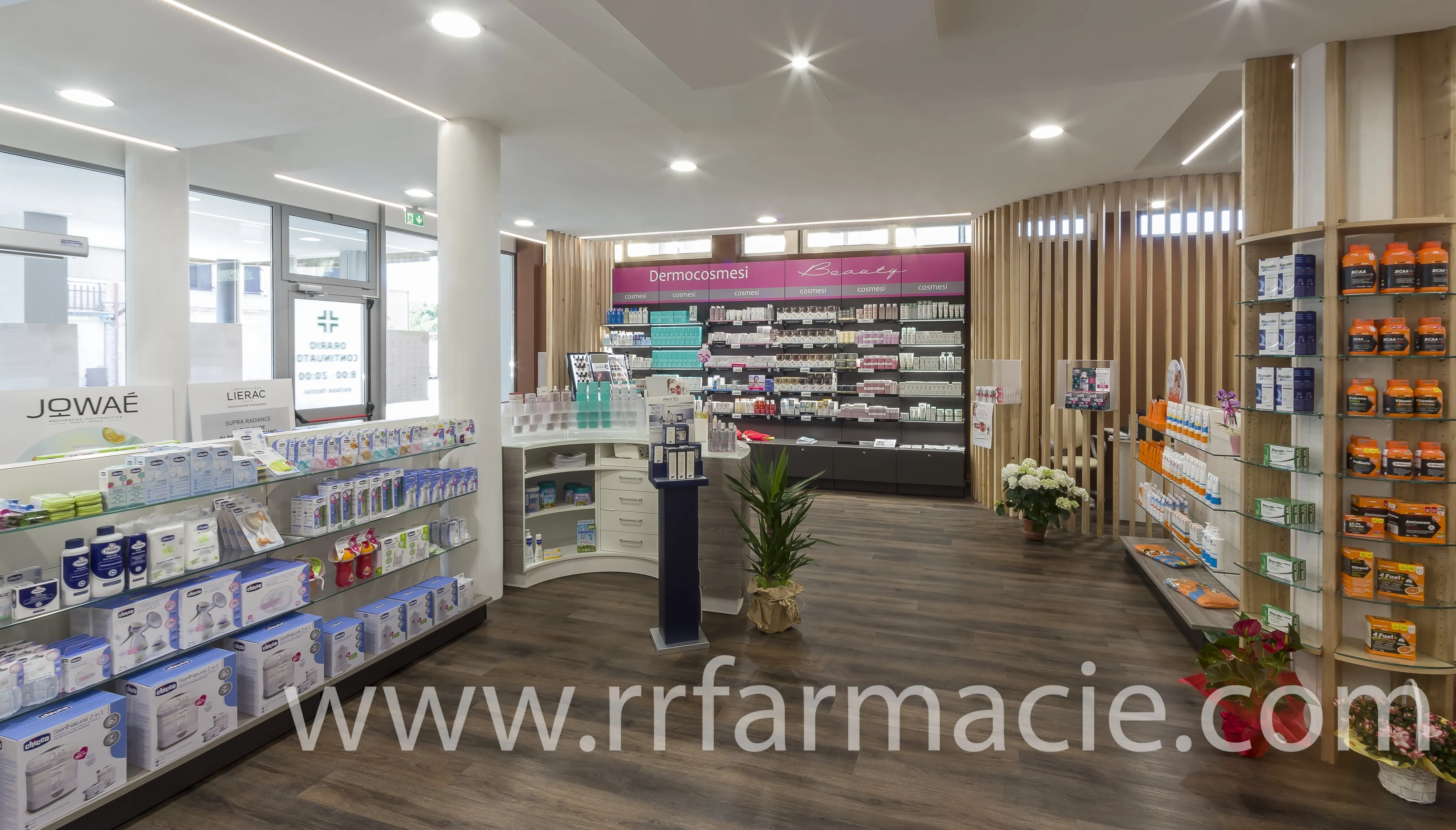 Pharmacy Cabinets Italy 